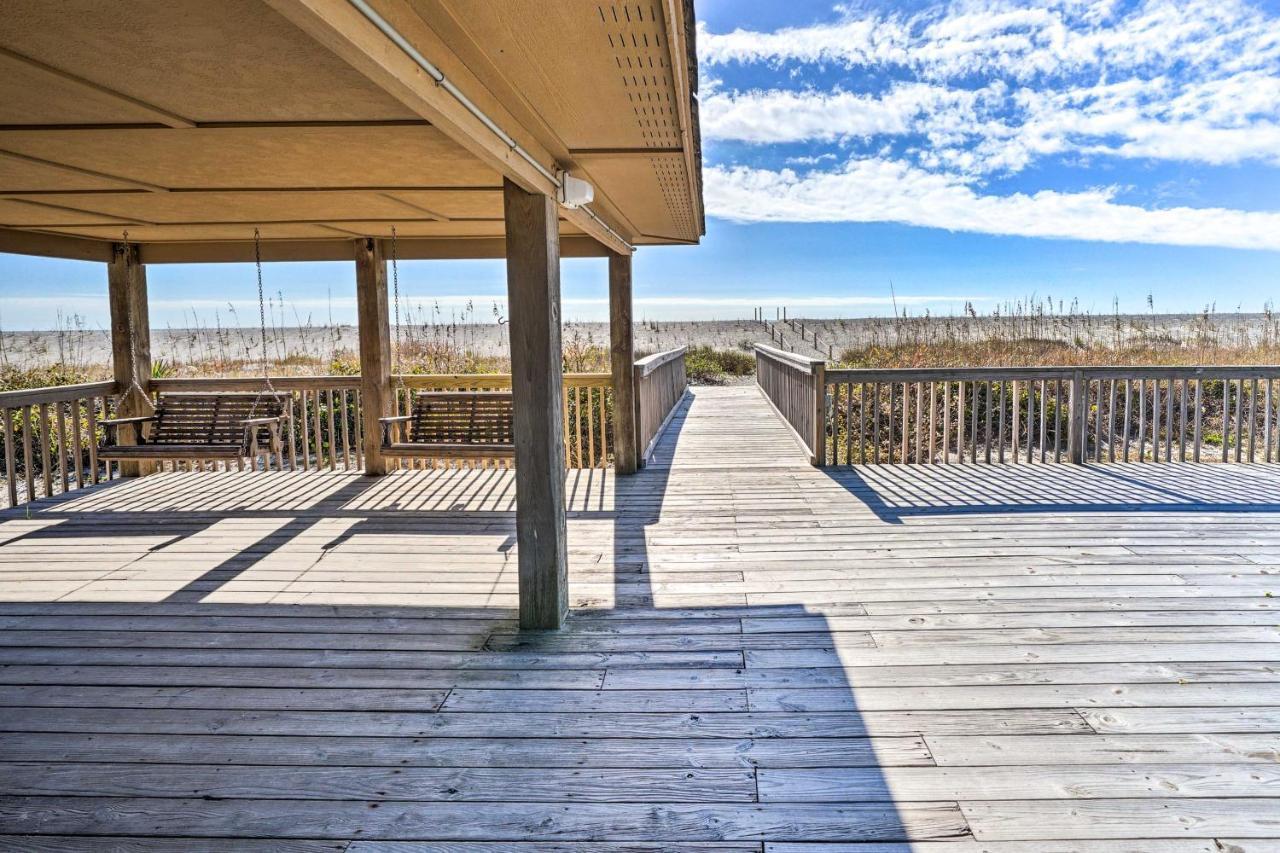 Oak Island Beachfront Condo With Community Pool Eksteriør bilde