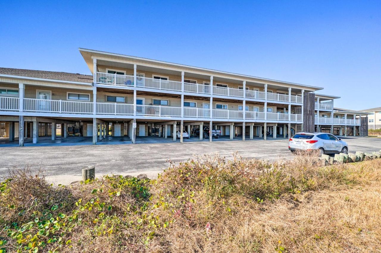 Oak Island Beachfront Condo With Community Pool Eksteriør bilde