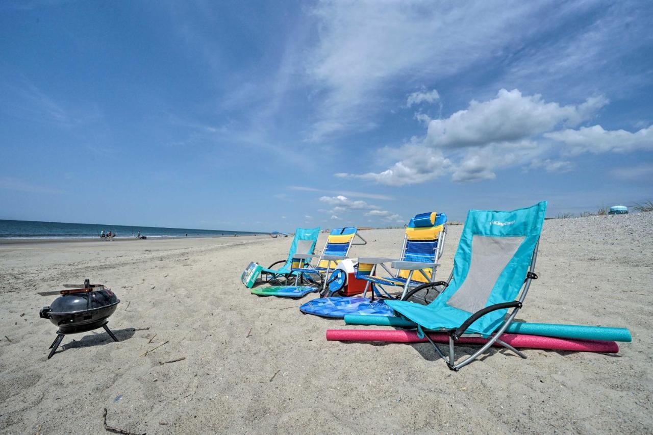 Oak Island Beachfront Condo With Community Pool Eksteriør bilde