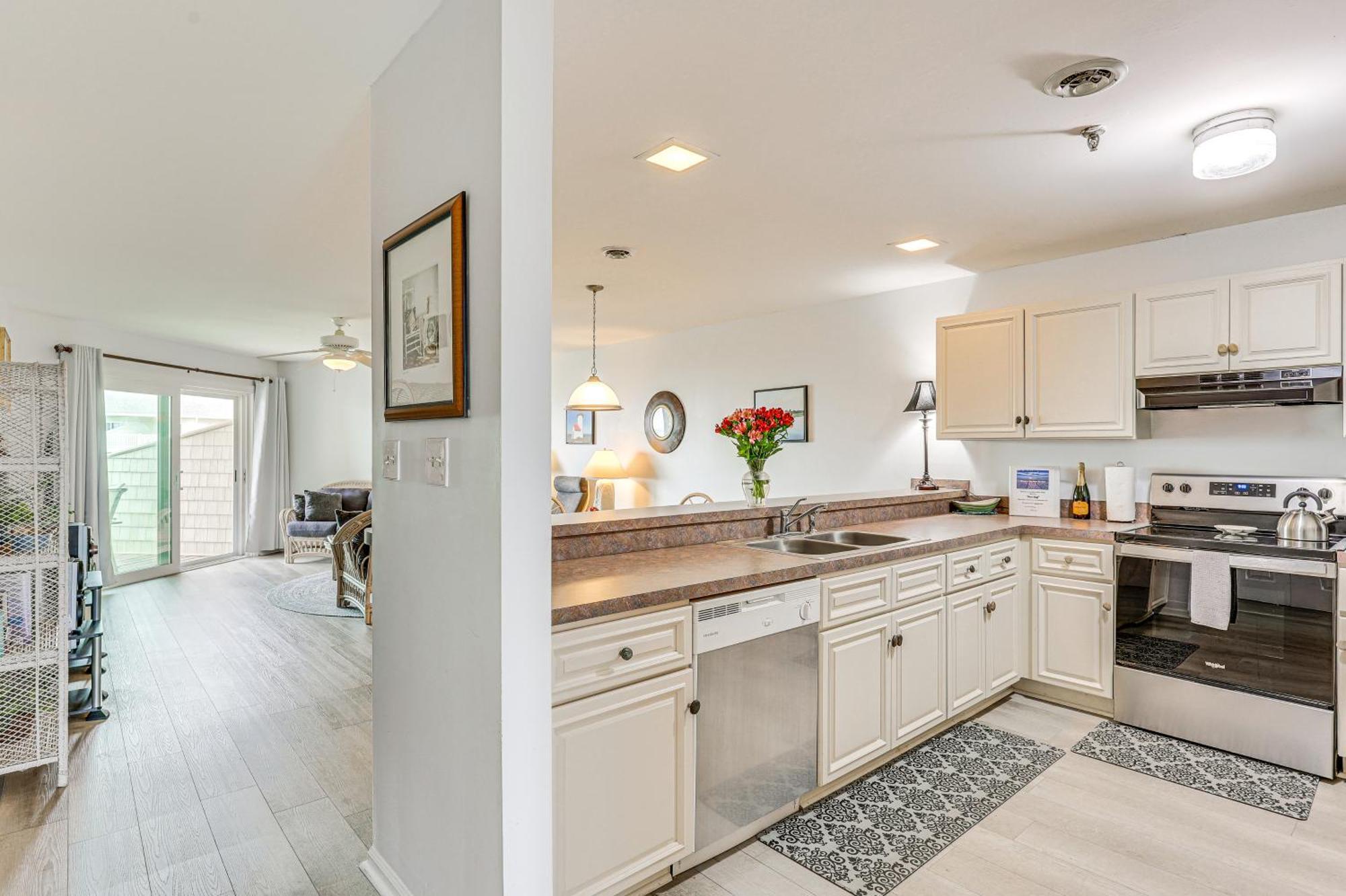 Oak Island Beachfront Condo With Community Pool Eksteriør bilde